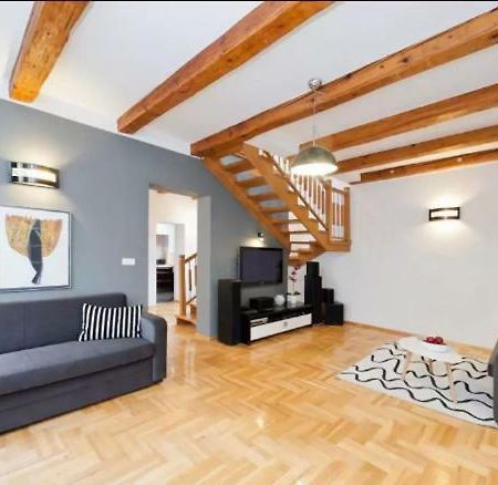 Urban Nest Apartments- Old Town Stradomska 9 Krakau Buitenkant foto