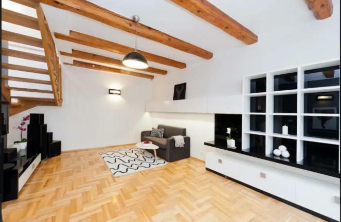 Urban Nest Apartments- Old Town Stradomska 9 Krakau Buitenkant foto